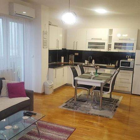 Fantasy Apartment Tuzla Ngoại thất bức ảnh