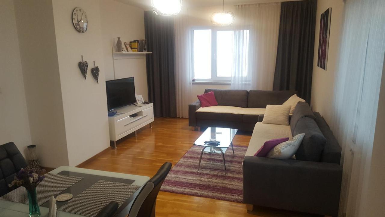 Fantasy Apartment Tuzla Ngoại thất bức ảnh