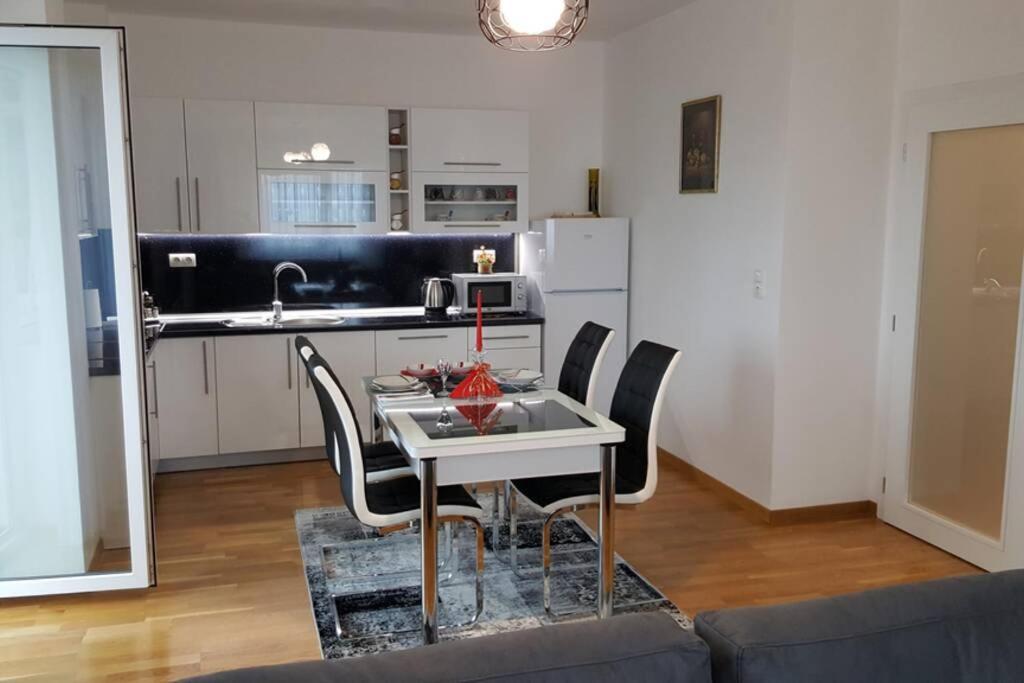 Fantasy Apartment Tuzla Ngoại thất bức ảnh